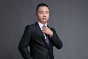 心系公益，善行致远 | 华体买球集团董事长“慈善达人”罗宁弟获官